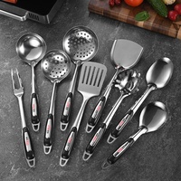 Perlengkapan Dapur Stainless Steel Set Peralatan Masak Tujuh Buah Termasuk Spatula, Sendok, Sendok Sup, Saringan, Peralatan Rumah Tangga