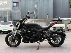 Motocicleta Retro <span class=keywords><strong>Benelli</strong></span> de 500cc, Gran Tamaño, Bicilíndrica, Refrigerada por Agua, Aspecto Elegante, Calidad Confiable y Fácil de Manejar - Product Image 6