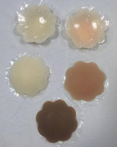 Cubierta de pezón para mujer, diseño Sexy perforado, Parche de látex de silicona sólida transpirable, técnica Invisible antideslumbrante con cuentas antigolpes - Product Image 6