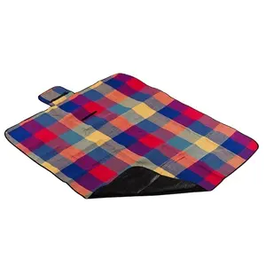 67115# outdoor picnic blanket with check pattern