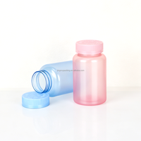 Emballage personnalisé pour pilules, capsules et compléments alimentaires, finition métallique, gaufrage, or et argent, avec logo.