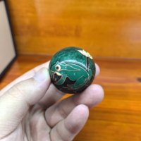 Boules de massage manuelles traditionnelles chinoises Shouxing en fer creux avec sonnerie pour soulager le stress
