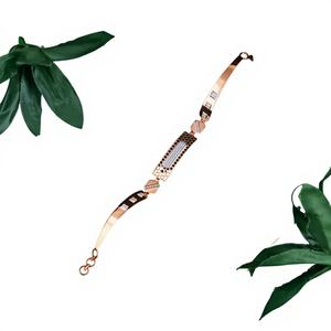 Bracelet de mode D.Kumar en or jaune 18 carats avec diamant rond taille brillant, bijoux inaltérables pour femme, certifié BIS HALLMARK - Product Image 1