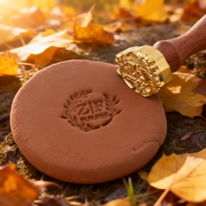 Molde de latón de alta calidad con logotipo personalizado para hornear pan, sello de hierro para pasteles, sello de arcilla caliente para repostería. - Product Image 3