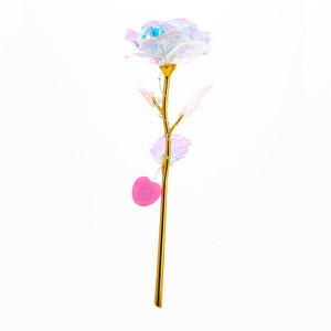 <span class=keywords><strong>Rosa</strong></span> de Cristal Artificial de Regalo para el Día de San Valentín Sevenstar, <span class=keywords><strong>Rosa</strong></span> Arcoíris, <span class=keywords><strong>Rosa</strong></span> Bañada en Oro de 24K, <span class=keywords><strong>Rosa</strong></span> con Lámina de Oro - Product Image 2