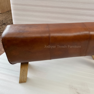 Banco tapizado de cuero de producto principal al por mayor superior de alta calidad, otomana, banco con marco de madera dura - Product Image 1