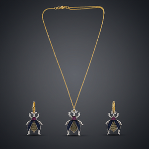 Collier personnalisé plaqué rhodium avec pendentif scarabée pavé, chaîne de perles, talisman amulette de luxe pour femme, couronne tendance de mariée - Product Image 4