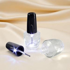 Capuchon en plastique pour vernis à ongles avec lumière LED pour flacons - Product Image 1