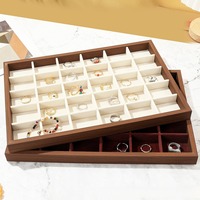 Présentoir à bijoux fantaisie, Boîte de rangement pour pendentifs, Plateau de présentation pour bagues, Présentoir pour boucles d'oreilles et bijoux de poignet