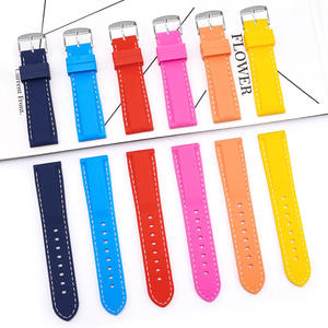 <span class=keywords><strong>Bracelet</strong></span> de montre universel sport en <span class=keywords><strong>silicone</strong></span> de remplacement 18mm 20mm <span class=keywords><strong>22mm</strong></span> 24mm de largeur pour hommes et femmes - Product Image 1