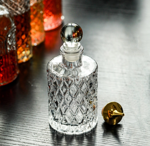 Coctelera de vino de vidrio transparente 150ml/200ml Vertedor de licor superior de metal Botellas amargas Aceite de especias Cocina Tequila Champagne - Product Image 4