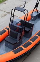 Bateau pneumatique RE550 550 cm avec coque en aluminium Hypalon et console