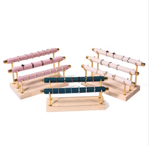 <span class=keywords><strong>2026</strong></span> Großhandel Holz 3-stöckiger <span class=keywords><strong>Ring</strong></span>-Schmuck-Organizer Turm mit Schwammstangen-Ringhalterung Mehrschichtiger <span class=keywords><strong>Ring</strong></span>-Aufbewahrungsständer - Product Image 3