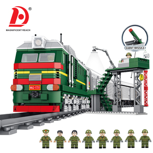 Ensemble de construction de train militaire avec missile, locomotive de transport, station et rails, jouet en briques avec <span class=keywords><strong>soldat</strong></span>, idéal pour un cadeau - Product Image 1