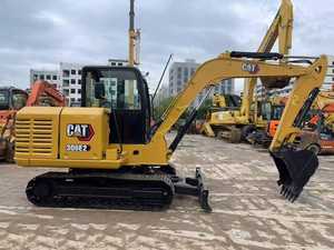 Excavadora Caterpillar CAT306E2 en Venta, Original de Japón con Pocas Horas de Uso - Product Image 3