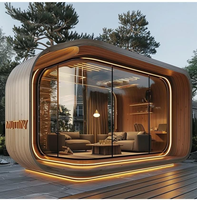 Maison capsule préfabriquée avec intérieur de luxe pour complexe de glamping