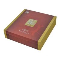 Boîte pliante magnétique avec logo personnalisé, grand format, couleur beige, écologique, finition mate, avec satin de soie