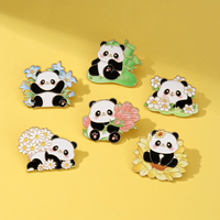 12 Desain Baru Bros Alloy Karangan Bunga Panda Kartun Berkualitas Tinggi untuk Dekorasi Tas Ransel