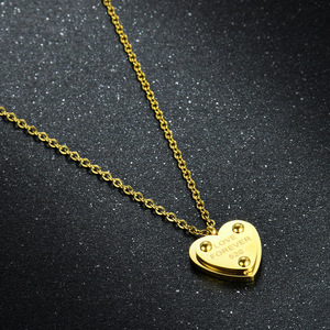 Collar con colgante de acero inoxidable de varias capas en forma de corazón, dorado, para mujer, regalo, uso diario - Product Image 3