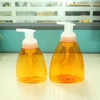 Emballage personnalisé 300ml 500ml Bouteille moussante à pompe pour nettoyant moussant pour animaux de compagnie cosmétique