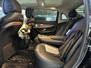 <span class=keywords><strong>Mercedes</strong></span> <span class=keywords><strong>Benz</strong></span> E 300 L 2020 2.0T Voiture d'occasion Conduite à gauche Automatique Essence Berline pour l'exportation - Product Image 6