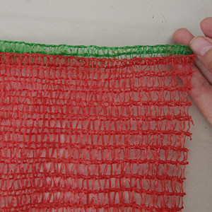 Sac en maille Raschel rouge pour fruits et légumes avec cordon de serrage, matériau PP Leno, 50x80cm, tricotage circulaire - Product Image 4