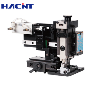 เครื่องจักรแปรรูปสายไฟอัตโนมัติ YJM-AFS300I ได้รับการรับรองมาตรฐาน CE พร้อมอุปกรณ์ตัดและม้วนสายเคเบิล พร้อมแม่พิมพ์จีบปลายสาย - Product Image 1