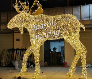 户外点燃的圣诞驼鹿 - Product Image 1