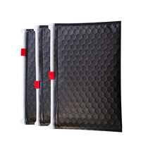 Emballage réutilisable épaissi absorbant les chocs mat noir fermeture éclair bulle enveloppe sac emballage de livraison pour les articles fragiles