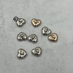 Hình Trái Tim Tự Nhiên Màu Đen Bướm Vỏ Kim Loại Chân Cao Mẹ Ngọc Nút - Product Image 5
