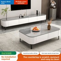 Ensemble table basse et meuble TV en bois massif avec plateau en marbre, design moderne et minimaliste, sur pieds, rangement au sol pour petit appartement