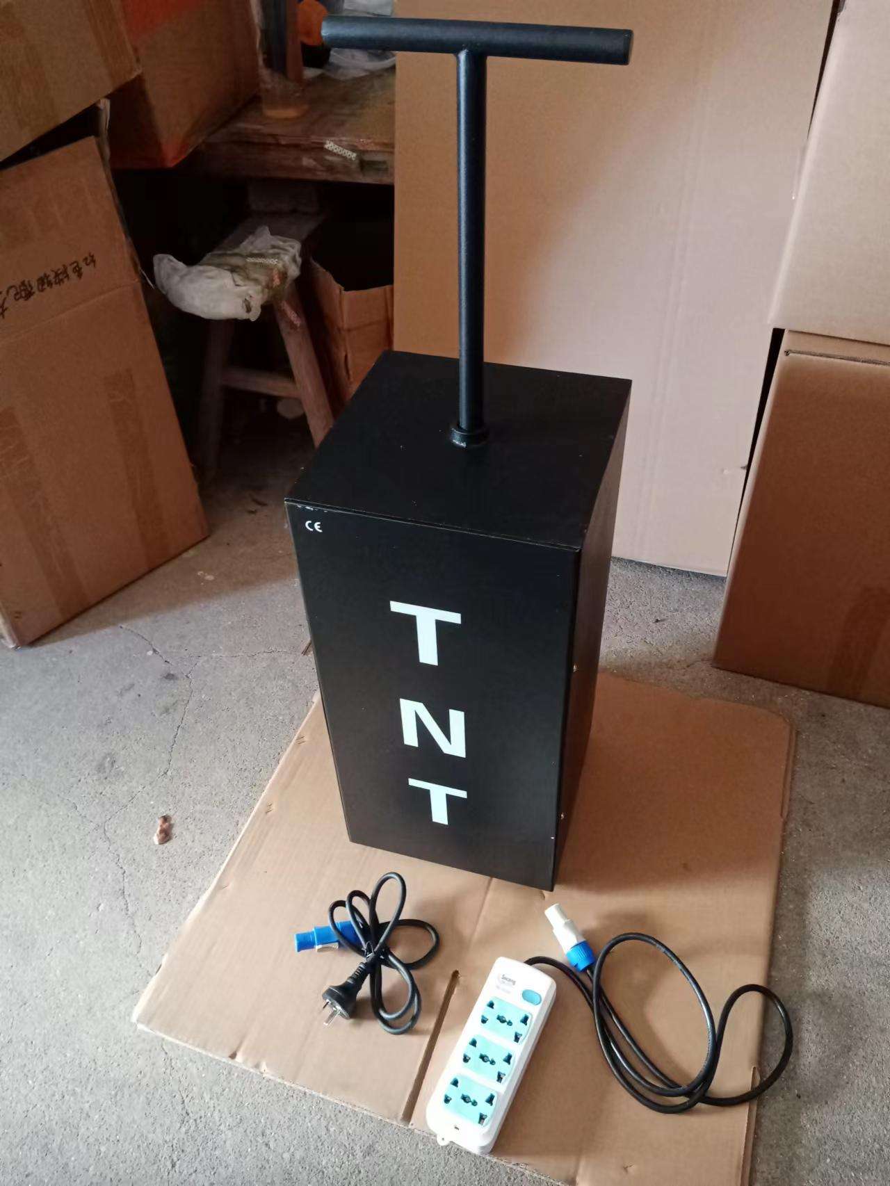 contrôleur TNT noir