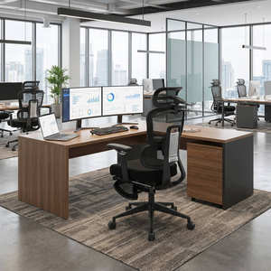 Chaise de bureau de direction ergonomique en maille confortable et bon marché, pivotante, inclinable, avec repose-pieds - Product Image 1