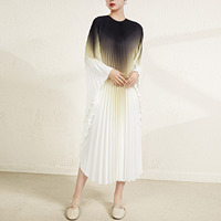 Robe plissée à dégradé de Noël avec manches chauve-souris - Robe chic grande taille pour les occasions quotidiennes et spéciales des femmes
