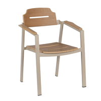 Meubles de jardin modernes, chaises et table de salle à manger en plastique et bois pour l'extérieur, pour utilisation en parc