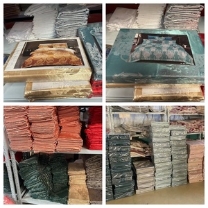 Parures de <span class=keywords><strong>lit</strong></span> jacquard en gros, ensembles de draps de <span class=keywords><strong>lit</strong></span> de luxe pour mariage, taille king, ensembles de couettes floraux néoclassiques avec taies d'oreiller pour la maison - Product Image 2