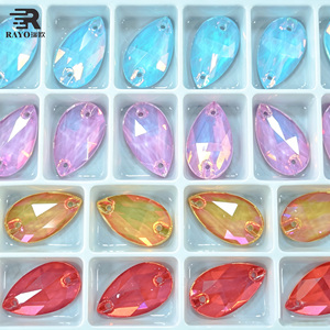 Cuentas de Cristal Super Brillantes para Coser con 2 Agujeros, Piedras de Cristal Brillantes con Reverso Plano para Coser en Bikinis, Vestidos y Manualidades - Product Image 1