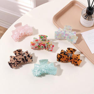 กิ๊บหนีบผมพลาสติกหลากสี ดีไซน์รูปฉลามขนาดใหญ่ ใช้ได้ทุกวัน สำหรับผู้หญิง - Product Image 1