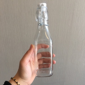Bouteille à jus en verre de haute qualité de 250 ml, bouteille d'eau avec couvercle à bascule - Product Image 2