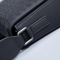 Premium Cilalı Dana Derisi Çapraz Askılı Çanta. Vintage Erkek Postacı Çantası. Minimalist Günlük Kullanım Deri Çantası. OEM Fabrikası