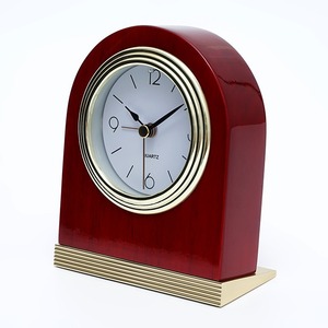 Réveil à quartz C9039 en bois massif, style Art déco, forme géométrique, avec rétroéclairage et mouvement de saut - Product Image 2