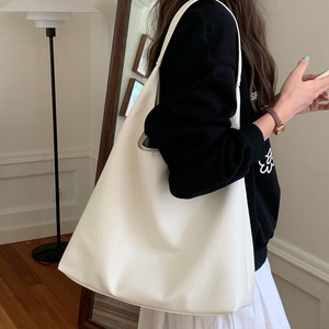 Bolso Tote de Cuero Suave de Gran Capacidad con Cierre Magnético para Uso Diario, Verano 2024 - Product Image 4