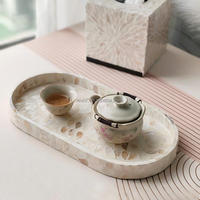 Plateau décoratif multifonctionnel en bois artisanal, style français minimaliste, motif abstrait ovale en coquillage naturel, pour mariage