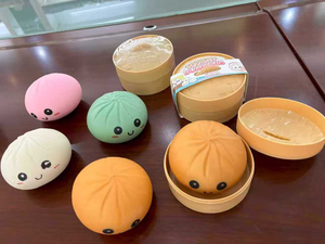 Jouets Squishy BOTU Mignons Scintillants en Forme de Boulette, Jouets Anti-Stress à Remontée Lente pour Enfants, Jouets Sensoriels Fidget pour Cadeaux de Fête - Product Image 6