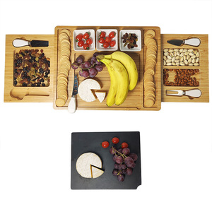Ensemble de planches à fromage en bambou multifonctionnelles avec plateau coulissant pour servir fromage, fruits et pain - Product Image 5