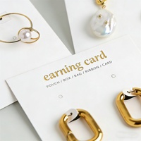 Cartes de présentation de bijoux en papier blanc avec logo personnalisé en feuille d'or pour boucles d'oreilles et colliers