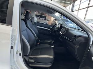 KX1 Yipao 1.4L Turbo Benzina Automatico Edizione Fun <span class=keywords><strong>2021</strong></span> con Sedili in Pelle R16 ACC 18000 km Bianco Auto Usata - Product Image 6