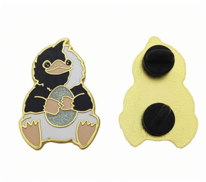 Precio al por mayor de fábrica Gran oferta Aleación de zinc Esmalte duro Gritty Insignia de PIN de animal personalizada con embragues de mariposa - Product Image 1