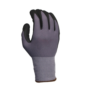 Guantes de Trabajo de Seguridad de Nailon y Elastano Gris sin Costuras de Calibre 15 con Recubrimiento de Nitrilo Arenoso Negro en la Palma - Product Image 4