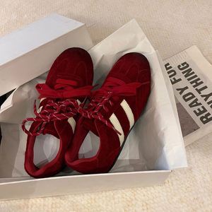 Zapatillas Casuales Planas Retro Americanas para Mujer con Bloques de Color, Tacón Interno y Cordones Dobles Asimétricos - Product Image 6